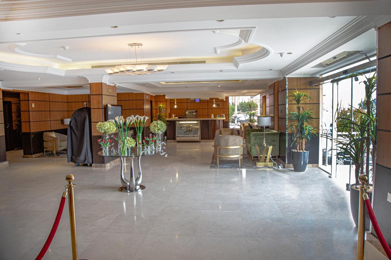 อัลมูฮัยดบ์ อัลฮัมรา เจดดาห์ Aparthotel ภายนอก รูปภาพ