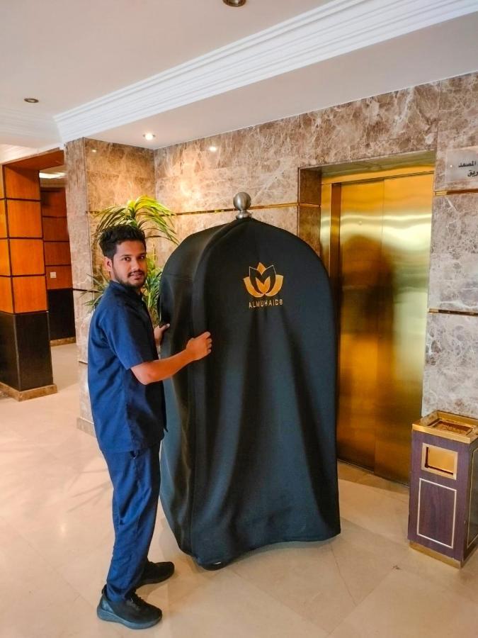 อัลมูฮัยดบ์ อัลฮัมรา เจดดาห์ Aparthotel ภายนอก รูปภาพ