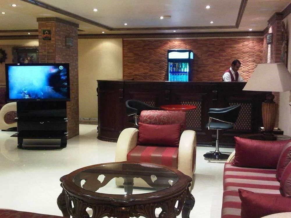 อัลมูฮัยดบ์ อัลฮัมรา เจดดาห์ Aparthotel ภายนอก รูปภาพ
