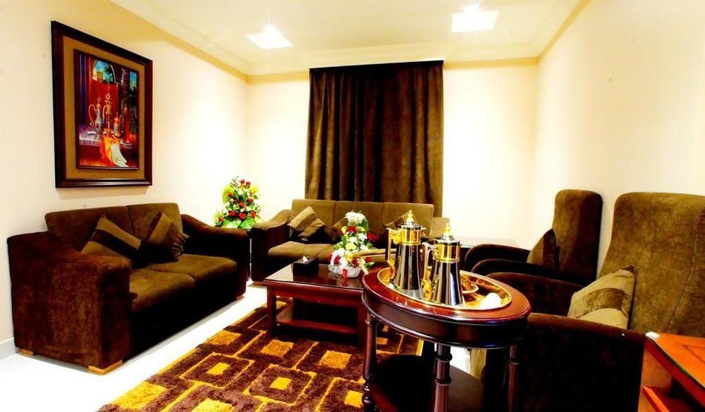 อัลมูฮัยดบ์ อัลฮัมรา เจดดาห์ Aparthotel ภายนอก รูปภาพ