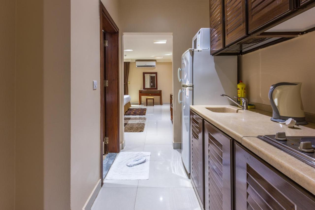 อัลมูฮัยดบ์ อัลฮัมรา เจดดาห์ Aparthotel ภายนอก รูปภาพ