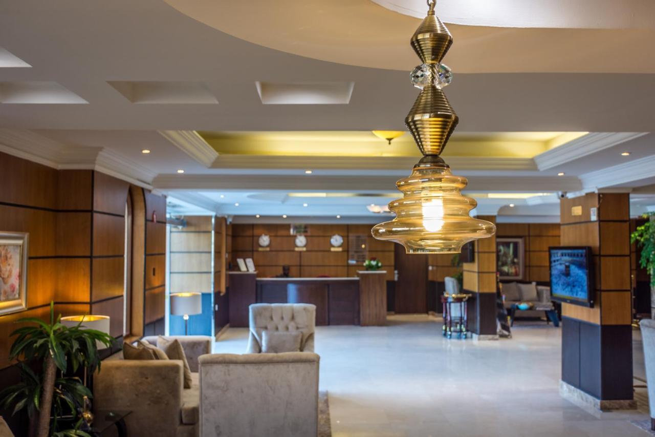 อัลมูฮัยดบ์ อัลฮัมรา เจดดาห์ Aparthotel ภายนอก รูปภาพ