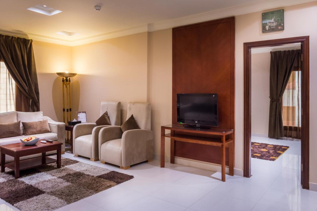 อัลมูฮัยดบ์ อัลฮัมรา เจดดาห์ Aparthotel ภายนอก รูปภาพ