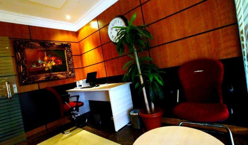 อัลมูฮัยดบ์ อัลฮัมรา เจดดาห์ Aparthotel ภายนอก รูปภาพ